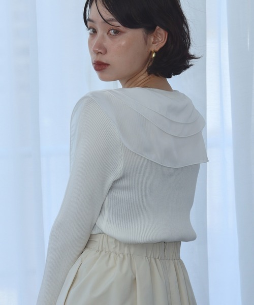 Ampirula(アンピルーラ)の「シアーフリルカラー ニット トップス リブニット 長袖 ビッグカラー(ニット/セーター・レディース・ホワイト/ブラック・FREE)」の10枚目の写真
