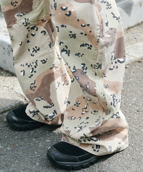 CAMO DUCK DOUBLE KNEE CURVED LEG PANTS/ダックダブルニーパンツ
