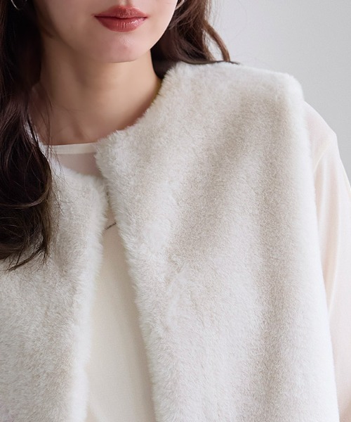 Pierrot（ピエロ）の「フェイクファージレ（ベスト・レディース・モカ/アイボリー・M）」の7枚目の写真