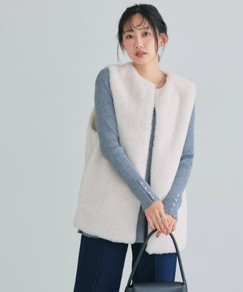 Pierrot（ピエロ）の「フェイクファージレ（ベスト・レディース・モカ/アイボリー・M）」の8枚目の写真