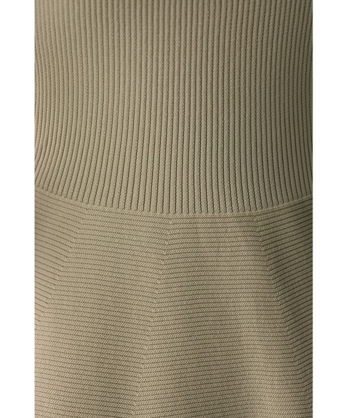 STYLEMIXER（スタイルミキサー）の「【ベストセラー】フォルムポロニットワンピース（ワンピース・レディース・ネイビー/キャメル/ライトベージュ・SMALL/MEDIUM）」の13枚目の写真