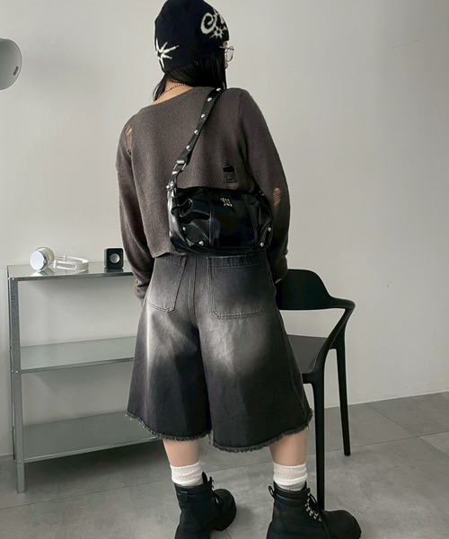 WEGO(ウィゴー)の「WEGO/メタルパーツハーフムーンバッグ(ハンドバッグ・レディース・シルバー/オフホワイト/ワイン/ブラック・FREE)」の12枚目の写真