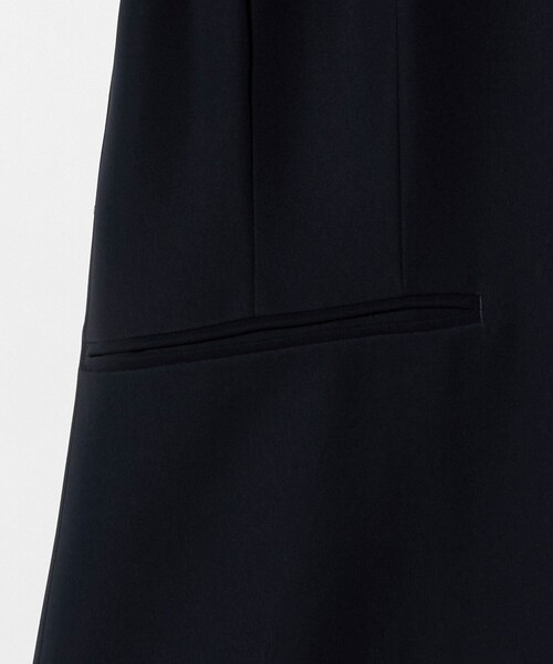 A DAY IN THE LIFE UNITED ARROWS(アデイインザライフユナイテッドアローズ)の「ダブルクロス Vネックジャケット ‐セットアップ対応・ウォッシャブル(Tシャツ/カットソー・レディース・ブラック/その他7/ネイビー/ダークグレー/モカ・40/38/36)」の15枚目の写真