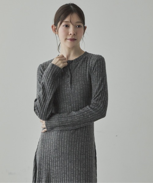 ヘンリーネックリブニットワンピース（ワンピース）｜VIVID LADY