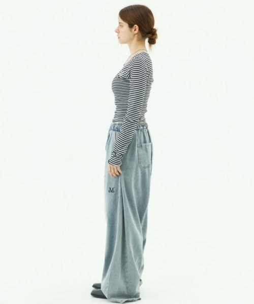 MUCENT（ムセント）の「A'GEM/9 × .kom 『MUCENT/ムーセント』 EMMA V-NECK STRIPE LONG SLEEVE T/Vネックボーダー長袖カットソー（Tシャツ/カットソー・レディース・チャコールグレー/ホワイト×ブラック・FREE）」の8枚目の写真