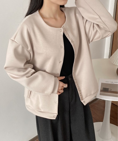 MAISON DE THERESE(メゾン ド テレーズ)の「ルーズフィットのベーシックジャケット(テーラードジャケット・レディース・ベージュ/ブラック/アイボリー・M)」の9枚目の写真