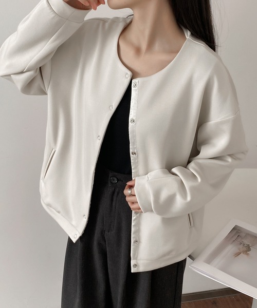 MAISON DE THERESE(メゾン ド テレーズ)の「ルーズフィットのベーシックジャケット(テーラードジャケット・レディース・ベージュ/ブラック/アイボリー・M)」の6枚目の写真