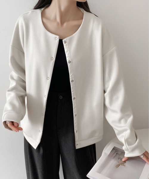 MAISON DE THERESE(メゾン ド テレーズ)の「ルーズフィットのベーシックジャケット(テーラードジャケット・レディース・ベージュ/ブラック/アイボリー・M)」の5枚目の写真