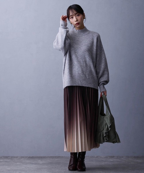 NICOLE white（ニコルホワイト）の「ハイネックニットプルオーバー（ニット/セーター・レディース・グリーン/ブラック/オフホワイト/グレー・FREE）」の7枚目の写真