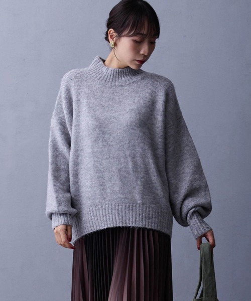 NICOLE white（ニコルホワイト）の「ハイネックニットプルオーバー（ニット/セーター・レディース・グリーン/ブラック/オフホワイト/グレー・FREE）」の14枚目の写真