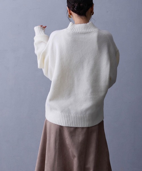 NICOLE white（ニコルホワイト）の「ハイネックニットプルオーバー