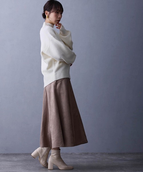 NICOLE white（ニコルホワイト）の「ハイネックニットプルオーバー（ニット/セーター・レディース・グリーン/ブラック/オフホワイト/グレー・FREE）」の19枚目の写真