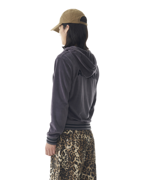 AAKAM(アーカム)の「98 Patch Velour Zip-Up Hoodie (Dark Gray)(パーカー・レディース・その他・2)」の10枚目の写真