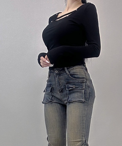 FOLLOWIN（フォロウィン）の「【裏起毛】フロントポケットフェードフレアデニムパンツ（デニムパンツ・レディース・ブルー/ブラック・SMALL/MEDIUM/LARGE）」の13枚目の写真
