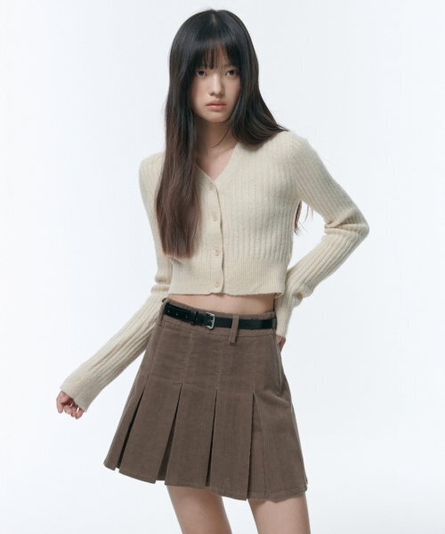 MUSINSA STANDARD WOMAN（ムシンサスタンダードウーマン）の「ウィメンズ コーデュロイ プリーツ ミニスカート [カーキブラウン]（スカート・レディース・その他・SMALL/MEDIUM/LARGE/X-SMALL）」の4枚目の写真
