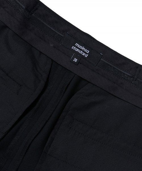 MUSINSA STANDARD WOMAN（ムシンサスタンダードウーマン）の「レディースバギーテーパード隠しバンディングスラックス[ブラック]（スラックス・レディース・その他・34/32/30/31/24/25/26/27/28/29）」の6枚目の写真