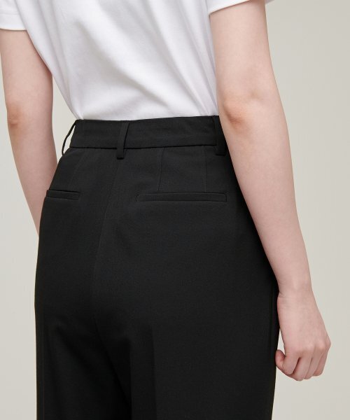 MUSINSA STANDARD WOMAN（ムシンサスタンダードウーマン）の「レディースバギーテーパード隠しバンディングスラックス[ブラック]（スラックス・レディース・その他・34/32/30/31/24/25/26/27/28/29）」の7枚目の写真