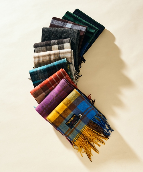 417 EDIFICE（フォーワンセブンエディフィス）の「TWEEDMILL / ツイードミル LAMBSWOOL STOLE（マフラー・メンズ・チャコールグレー/グレー/サックスブルー/ライトグレー/ブラウン/グリーン/ピンク/グリーン系その他/オレンジ/イエロー・FREE）」の11枚目の写真