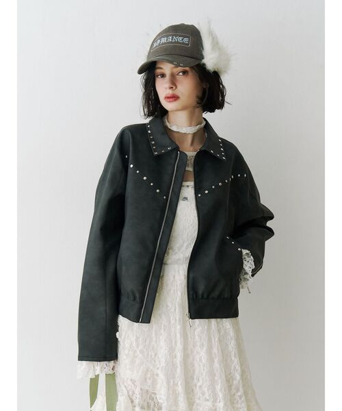 jouetie（ジュエティ）の「フェイクレザースタッズブルゾン（ブルゾン・レディース・ブラック/ブラウン/ピンク・MEDIUM）」の7枚目の写真