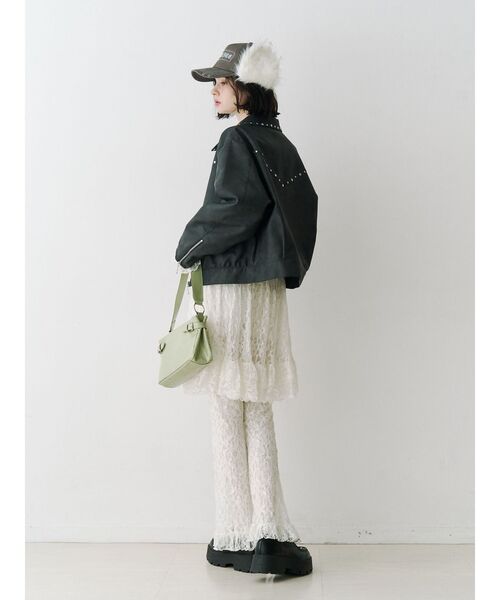 jouetie（ジュエティ）の「フェイクレザースタッズブルゾン（ブルゾン・レディース・ブラック/ブラウン/ピンク・MEDIUM）」の11枚目の写真