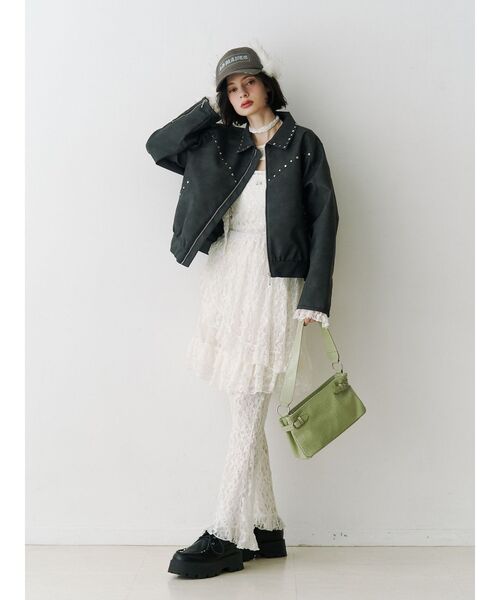 jouetie（ジュエティ）の「フェイクレザースタッズブルゾン（ブルゾン・レディース・ブラック/ブラウン/ピンク・MEDIUM）」の12枚目の写真