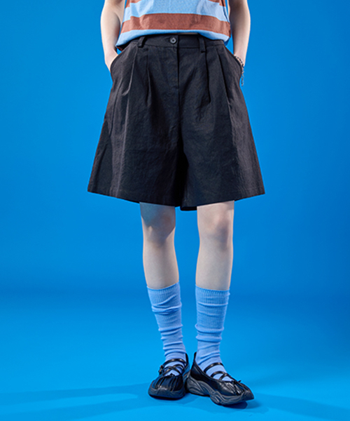 KOLEAT（コレット）の「リネンバミューダショートパンツ[ブラック]夏用パンツver.（その他パンツ・レディース・ブラック・SMALL/MEDIUM）」の4枚目の写真