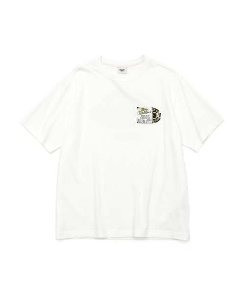 WMC(ダブリューエムシー)の「バイニルグラフィックTシャツ_ホワイト(Tシャツ/カットソー・レディース・ホワイト・MEDIUM/LARGE/X-LARGE)」の1枚目の写真