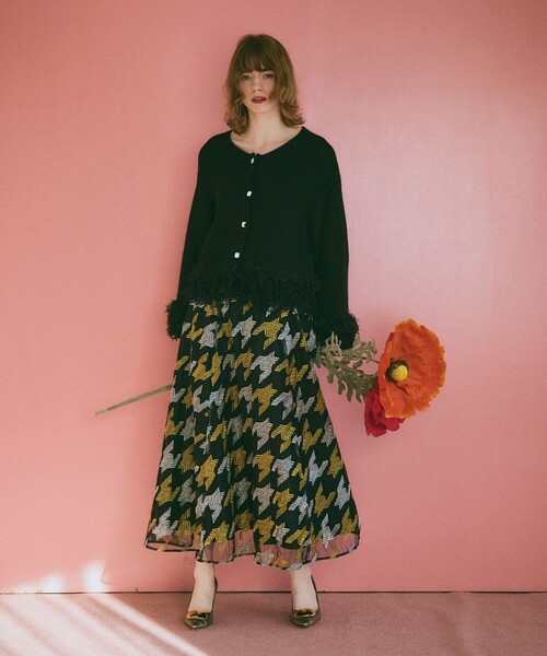 GRACE CLASS（グレースクラス）の「ラメフェザーフリンジカーディガン（カーディガン/ボレロ・レディース・キナリ/ブラック・36）」の9枚目の写真