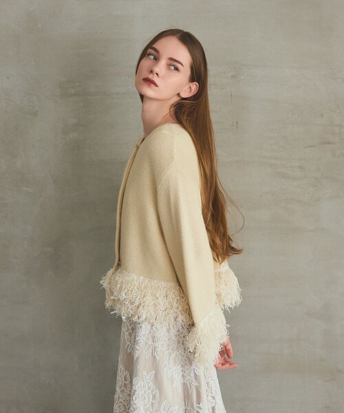 GRACE CLASS（グレースクラス）の「ラメフェザーフリンジカーディガン（カーディガン/ボレロ・レディース・キナリ/ブラック・36）」の12枚目の写真