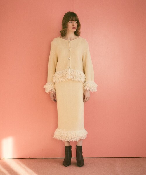 GRACE CLASS（グレースクラス）の「ラメフェザーフリンジカーディガン（カーディガン/ボレロ・レディース・キナリ/ブラック・36）」の15枚目の写真