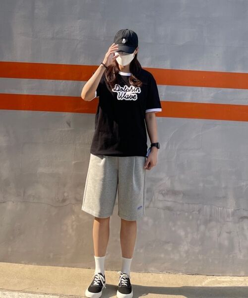 DOLPHIN WAVE APPAREL(ドルフィンウェーブアパレル)の「ドルフィン発泡プリントビッグロゴリンガー半袖Tシャツブラック(Tシャツ/カットソー・メンズ・その他・MEDIUM/LARGE/X-LARGE)」の11枚目の写真