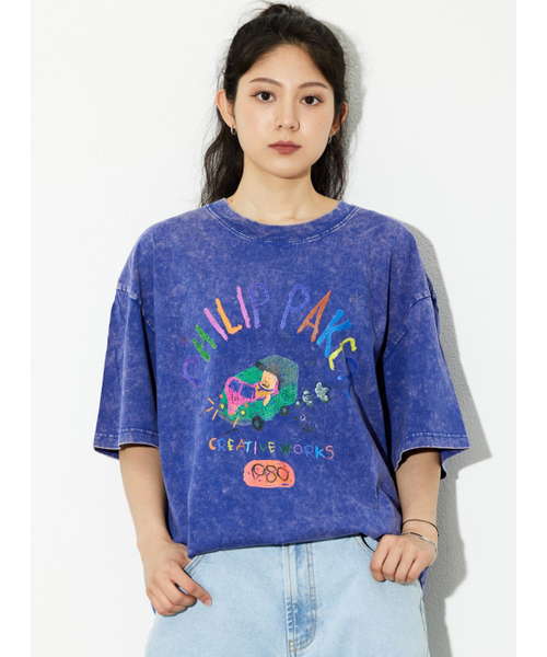 PHILIPPAKER(フィリップペイカー)の「BMCミニバスクレヨン半袖Tシャツピグメントヴィンテージロイヤルブルー(Tシャツ/カットソー・メンズ・その他・LARGE/X-LARGE/MEDIUM)」の1枚目の写真
