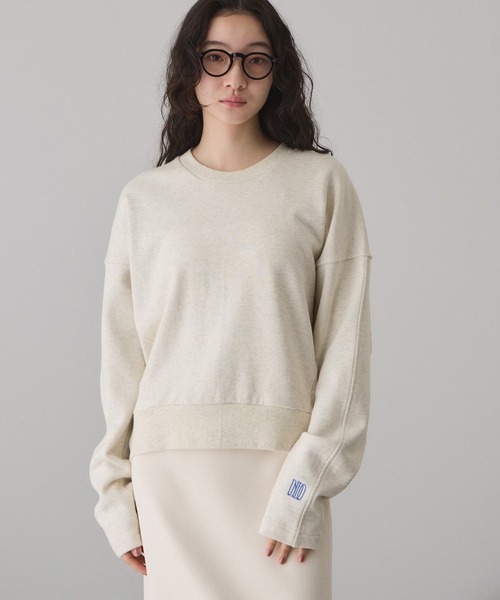 ADAM ET ROPE'(アダムエロペ)の「【サステナブル】ロゴフォルムスウェット(スウェット・レディース・チャコールグレー/ホワイト系その他7/ライトグリーン・FREE)」の4枚目の写真