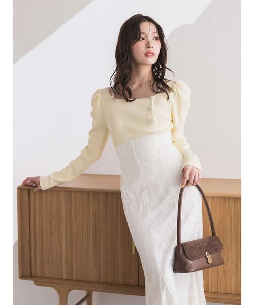 MERCURYDUO（マーキュリーデュオ）の「サイドビジューボタンパフスリーブニット（ニット/セーター・レディース・フレッシュイエロー/その他1/ネイビー・FREE）」の6枚目の写真