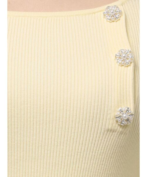 MERCURYDUO（マーキュリーデュオ）の「サイドビジューボタンパフスリーブニット（ニット/セーター・レディース・フレッシュイエロー/その他1/ネイビー・FREE）」の8枚目の写真