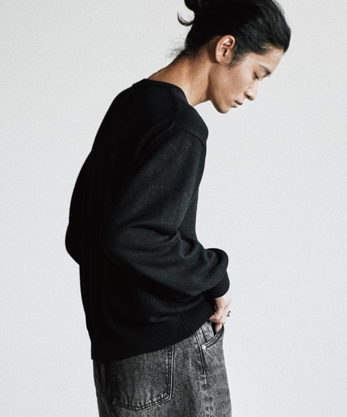 WYM LIDNM(ウィム バイ リドム)の「SILK BLEND V-NECK KNIT(ニット/セーター・メンズ・オフホワイト/アッシュブラウン/レッド/チャコール・S/L/M)」の14枚目の写真