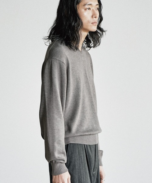 WYM LIDNM(ウィム バイ リドム)の「SILK BLEND V-NECK KNIT(ニット/セーター・メンズ・オフホワイト/アッシュブラウン/レッド/チャコール・S/L/M)」の16枚目の写真