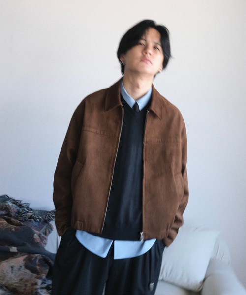 WYM LIDNM(ウィム バイ リドム)の「SILK BLEND V-NECK KNIT(ニット/セーター・メンズ・オフホワイト/アッシュブラウン/レッド/チャコール/ダークグレー/ブラウン/ダークネイビー・S/L/M/XL)」の13枚目の写真