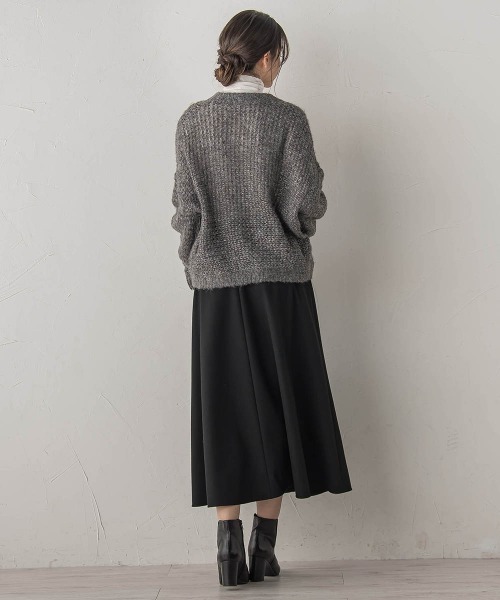 Droite lautreamont(ドロワットロートレアモン)の「【WEB限定】モヘヤラメVネックショートプルオーバー≪手洗い可能≫(ニット/セーター・レディース・オフホワイト/ライトグレー・M)」の22枚目の写真