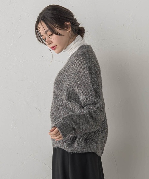 Droite lautreamont(ドロワットロートレアモン)の「【WEB限定】モヘヤラメVネックショートプルオーバー≪手洗い可能≫(ニット/セーター・レディース・オフホワイト/ライトグレー・M)」の14枚目の写真