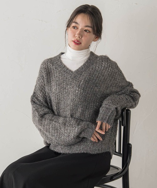 Droite lautreamont(ドロワットロートレアモン)の「【WEB限定】モヘヤラメVネックショートプルオーバー≪手洗い可能≫(ニット/セーター・レディース・オフホワイト/ライトグレー・M)」の17枚目の写真