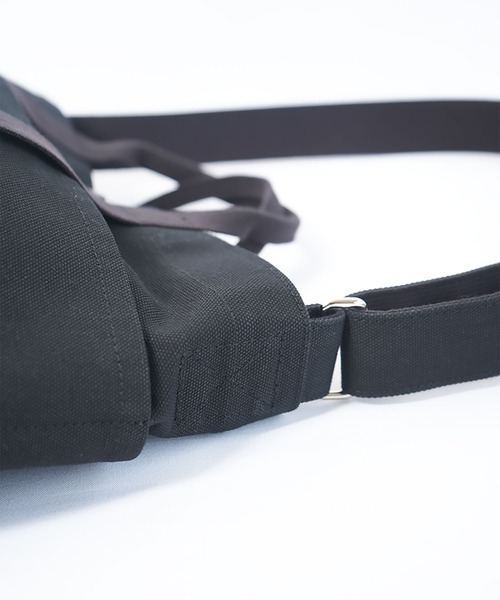 uil [aul]（アウル）の「Alle TOTE & SHOULDER MEDIUM（ショルダーバッグ・レディース・Black/キナリ・FREE）」の14枚目の写真