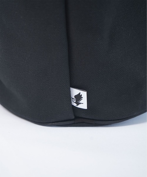 uil [aul]（アウル）の「Alle TOTE & SHOULDER MEDIUM（ショルダーバッグ・レディース・Black/キナリ・FREE）」の17枚目の写真