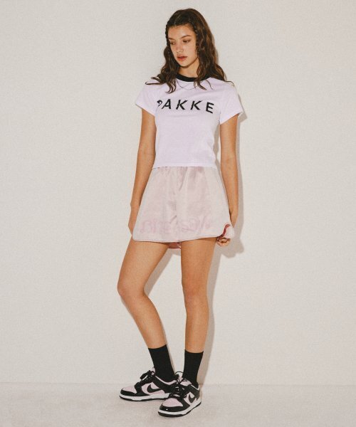 PAKKE(パッケ)の「ロゴスタッズTシャツ(ホワイト)(Tシャツ/カットソー・レディース・その他・FREE)」の2枚目の写真