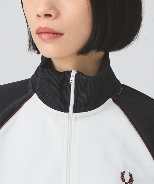 FRED PERRY(フレッドペリー)の「【別注】FRED PERRY / カラー ブロック トラック ジャケット(ジャージ・レディース・ネイビー・10)」の10枚目の写真