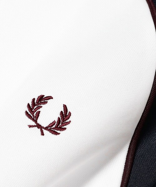 FRED PERRY(フレッドペリー)の「【別注】FRED PERRY / カラー ブロック トラック ジャケット(ジャージ・レディース・ネイビー・10)」の18枚目の写真