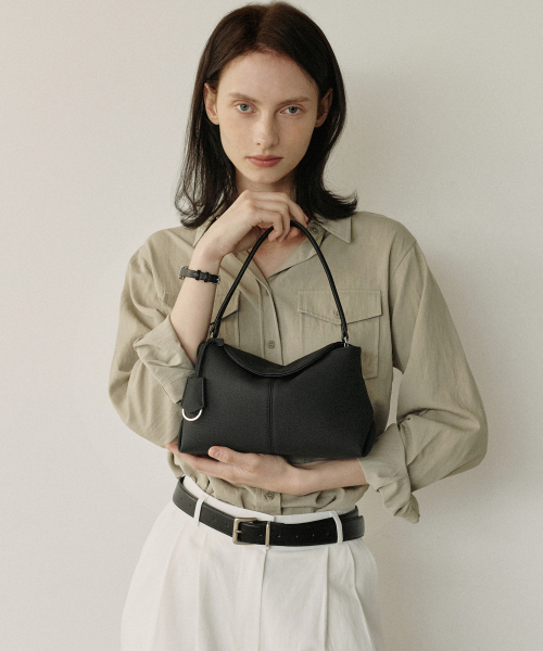 MOREMORR(モアモル)の「MOVO BAG _ブラックミニバッグ3way(ショルダーバッグ・レディース・ブラック・FREE)」の6枚目の写真
