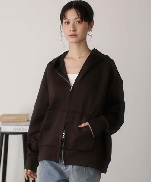 shetila(シェティラ)の「大人の抜け感を演出。カットダンボールWジップフードパーカー(パーカー・レディース・ブラック/グレー/ブラウン/ネイビー・M)」の3枚目の写真