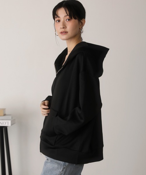 shetila(シェティラ)の「大人の抜け感を演出。カットダンボールWジップフードパーカー(パーカー・レディース・ブラック/グレー/ブラウン/ネイビー・M)」の6枚目の写真