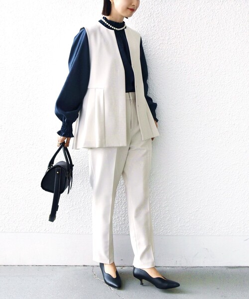 SHIPS（シップス）の「ダブル クロス ジレ オフホワイト（セレモニー対応可）（ベスト・レディース・オフホワイト・ONE SIZE）」の15枚目の写真